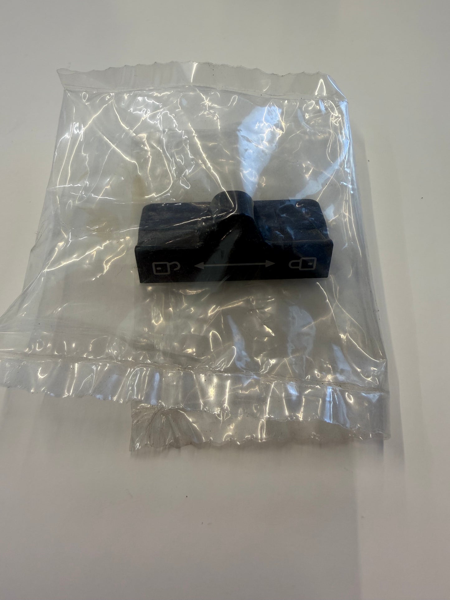 CURSEUR FERMETURE PORTE DOMETIC