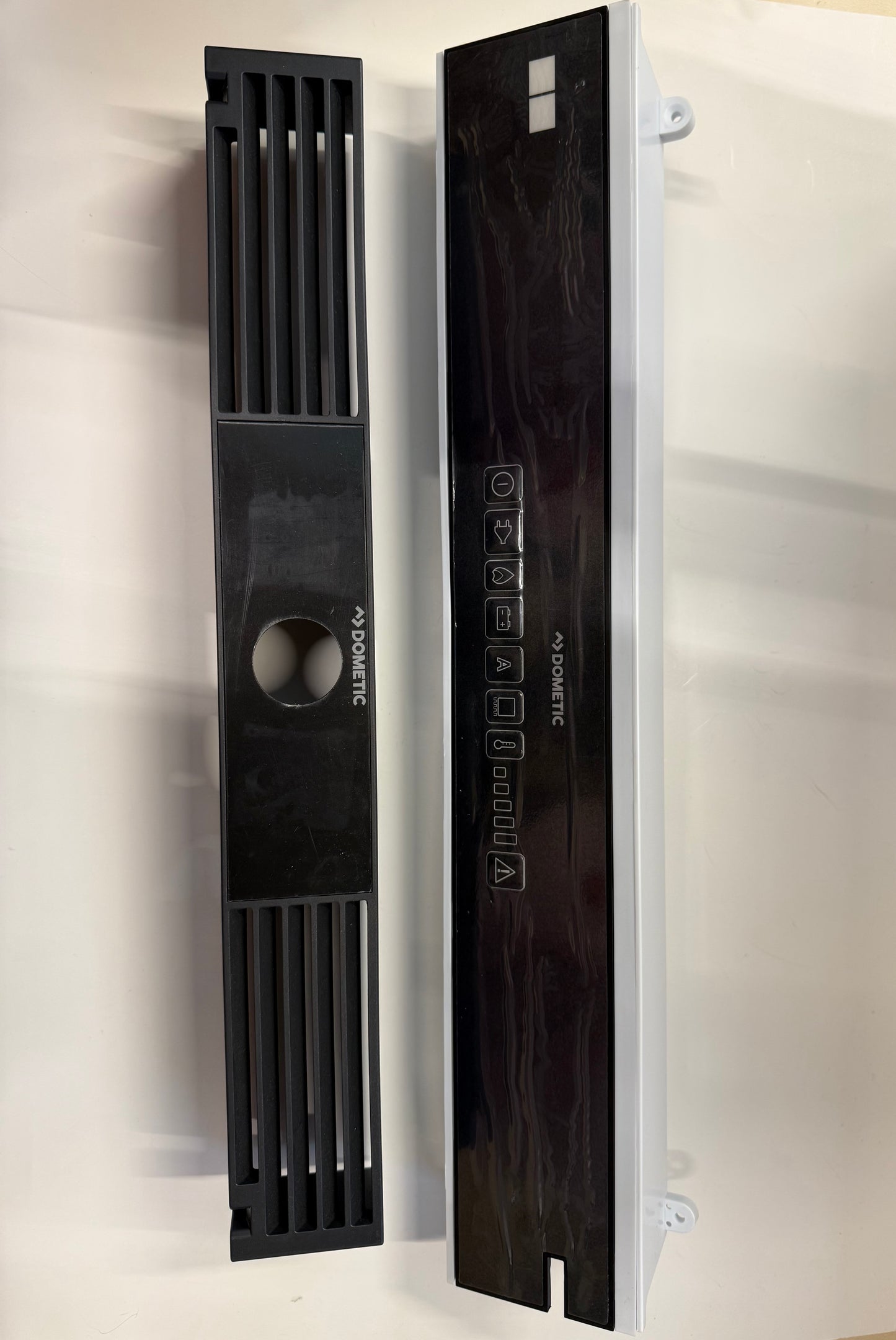 PANNEAU DE COMMANDE DOMETIC