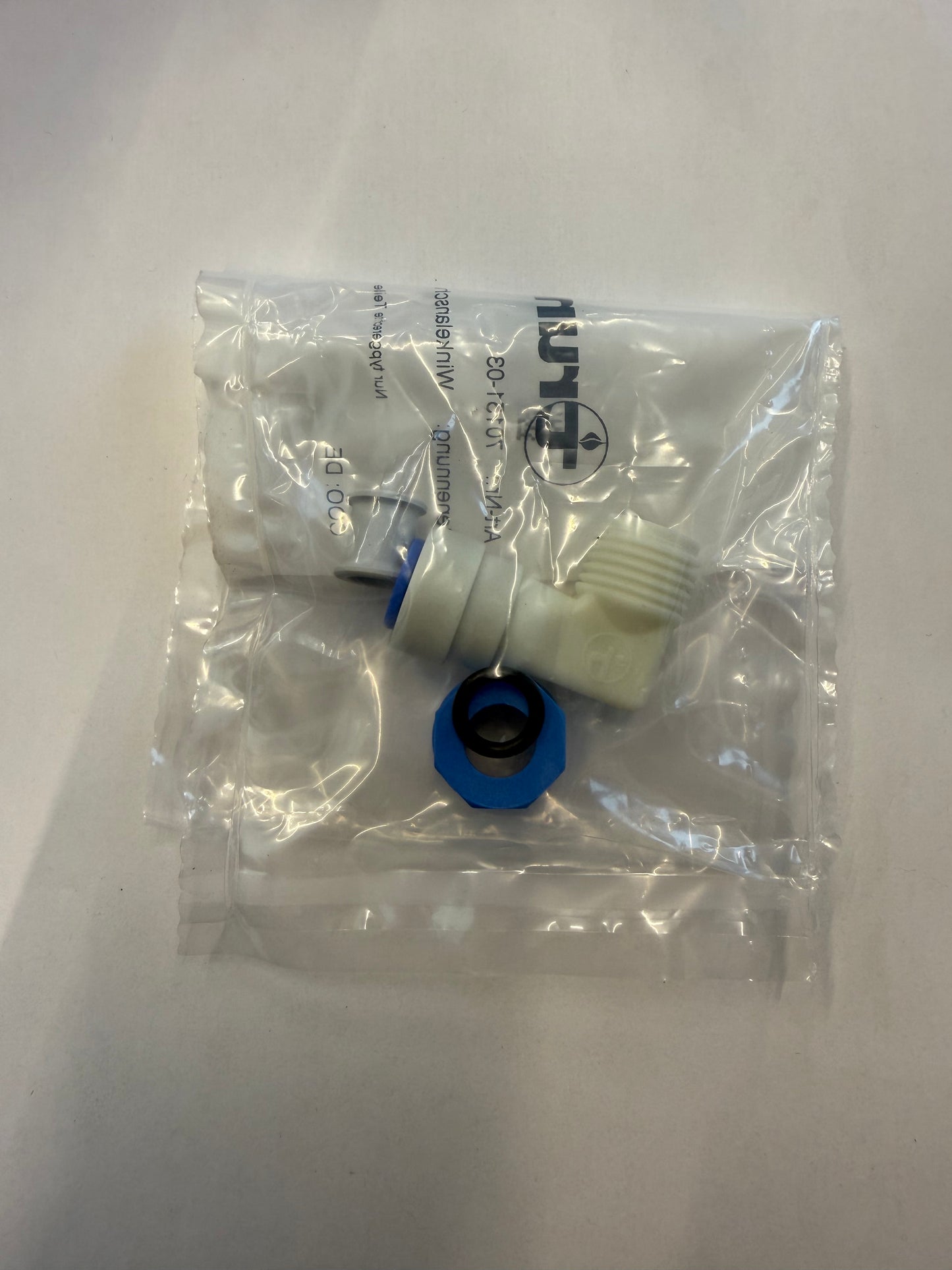 Raccord coudé M 20 / JG 12